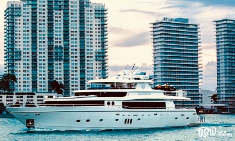 galeria_site_6eb997_170_barco_johnson_203_motor_yachts_-_32_mts_2010 (1)